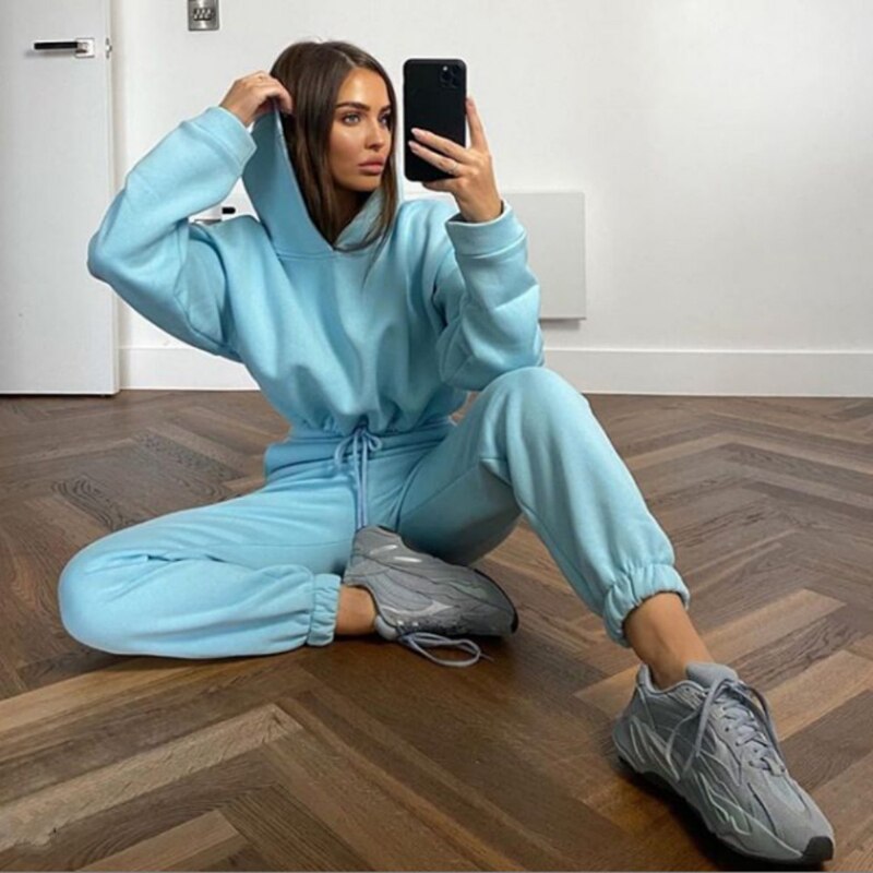 ELSASHAPE | KOMPLET DRESOWY KRÓTKA BLUZA I SPODNIE DLA KOBIET