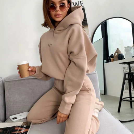 ELSASHAPE | MINIMALISTYCZNY DRESOWY KOMPLET DLA KOBIET