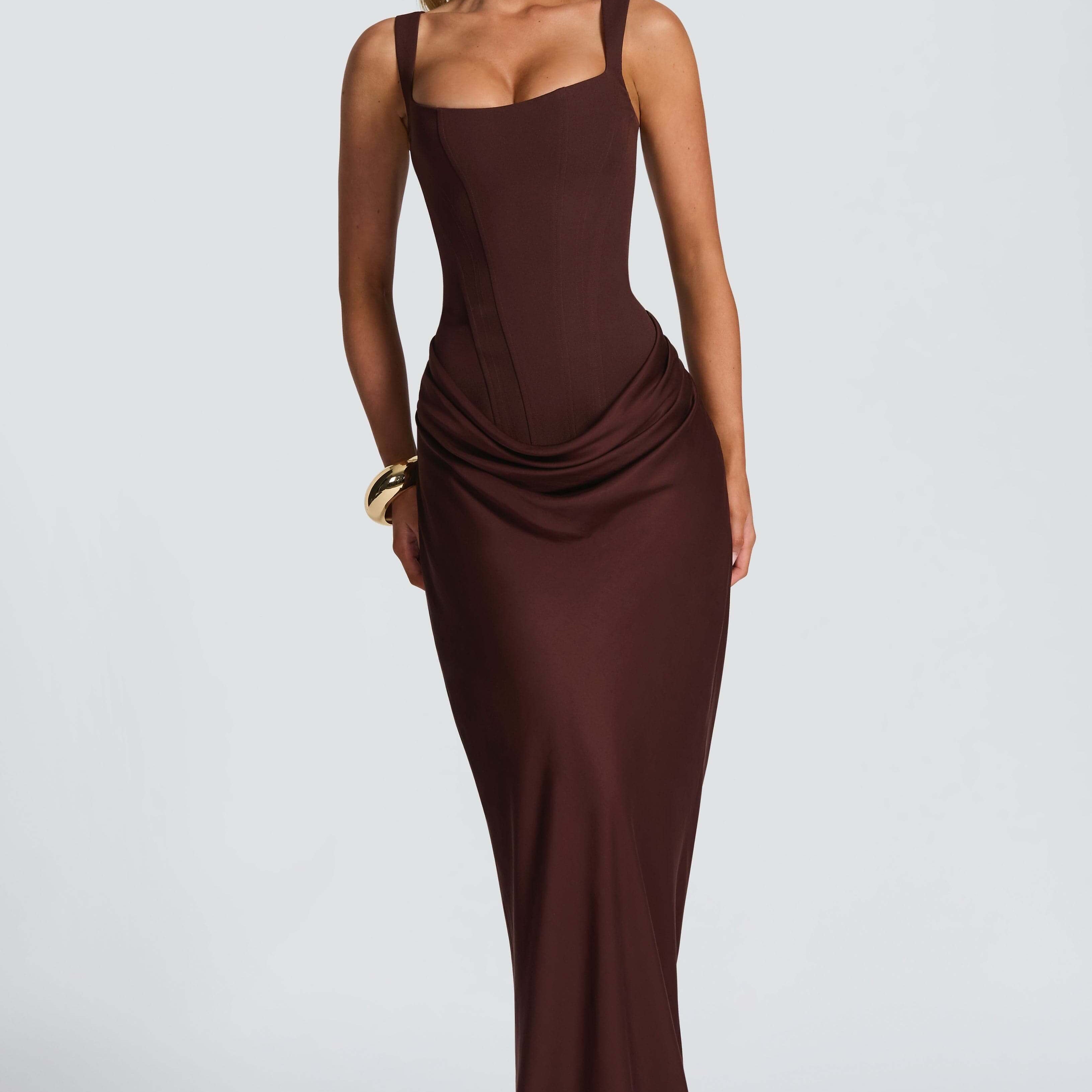 ELSASHAPE | SUKIENKA MAXI Z KWADRATOWYM DEKOLTEM DLA KOBIET